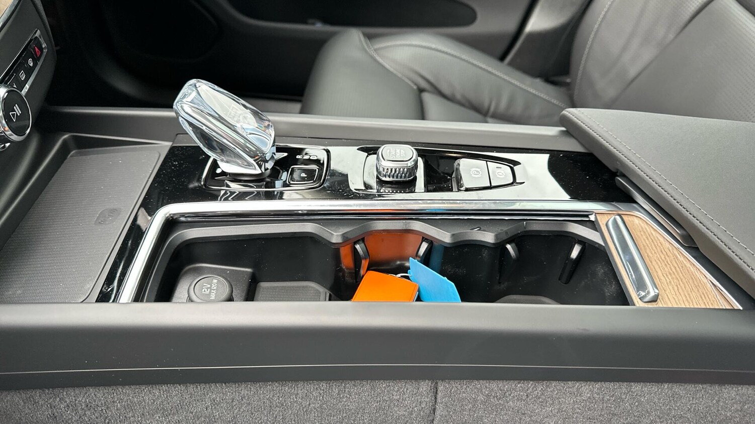 Used Volvo XC60 for sale - 77808311: Photo 30