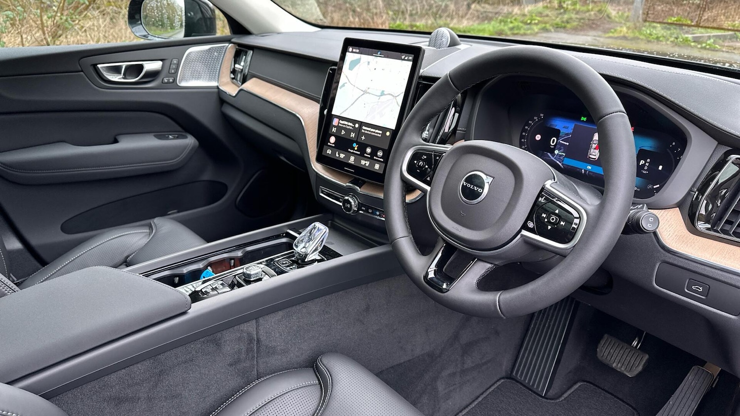 Used Volvo XC60 for sale - 77808311: Photo 4