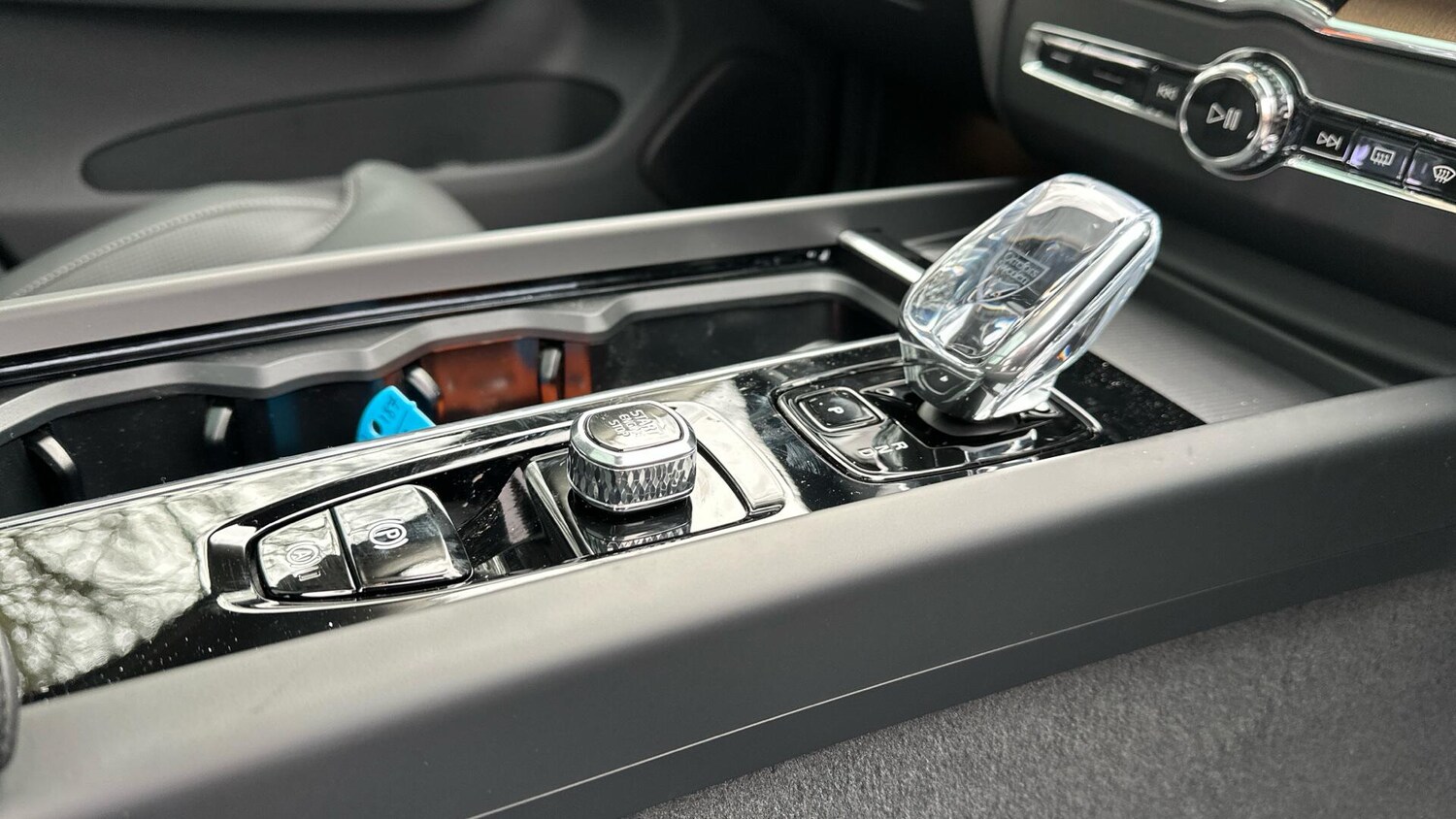 Used Volvo XC60 for sale - 77808311: Photo 43