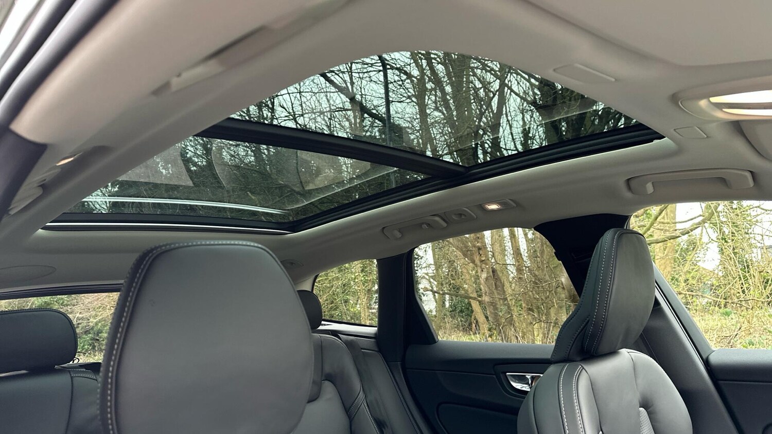 Used Volvo XC60 for sale - 77808311: Photo 44