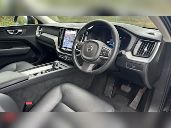 Used Volvo XC60 2023 for sale - 76538771: Photo