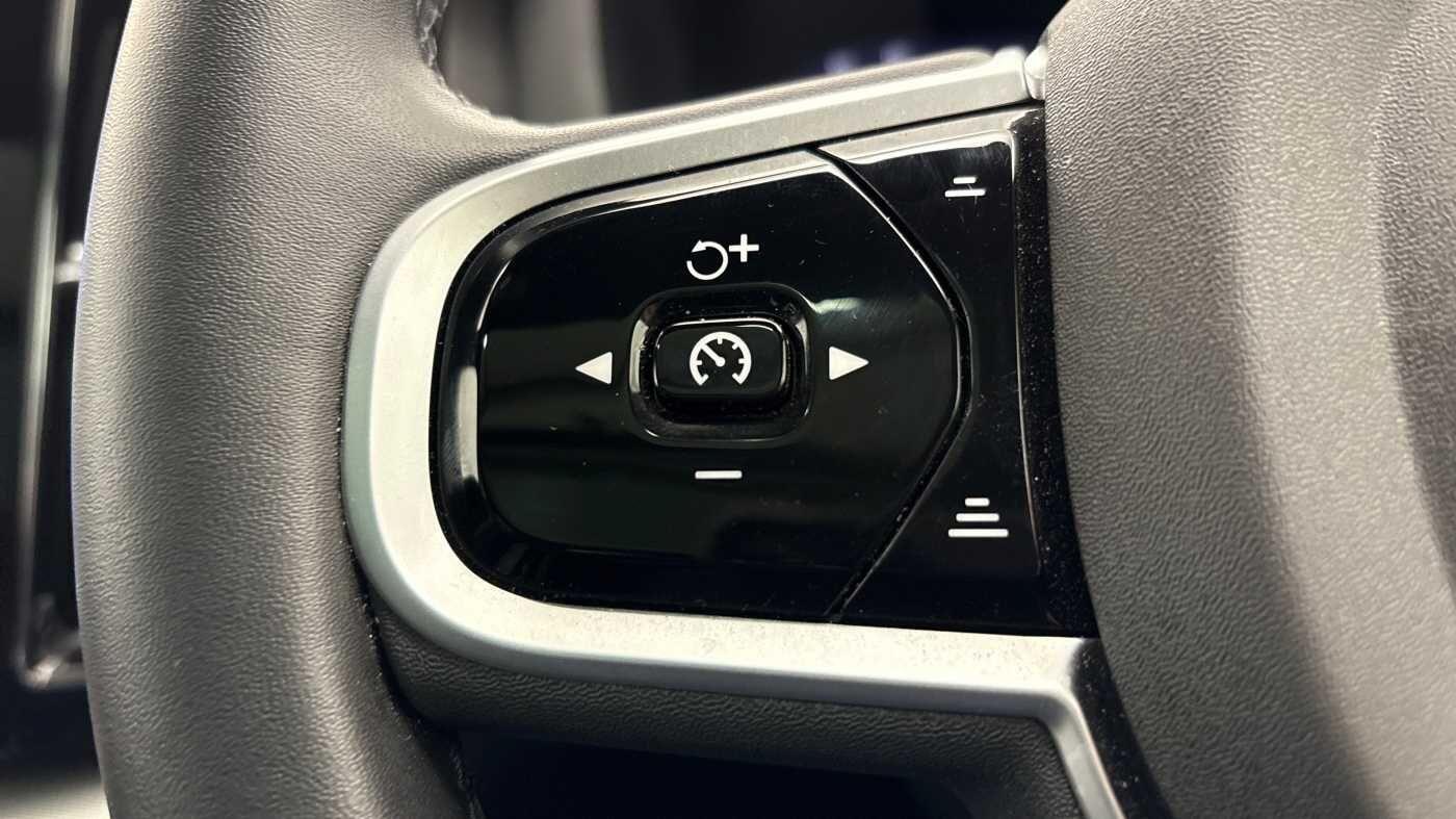 Used Volvo XC60 2025 for sale - 76584155: Photo 31