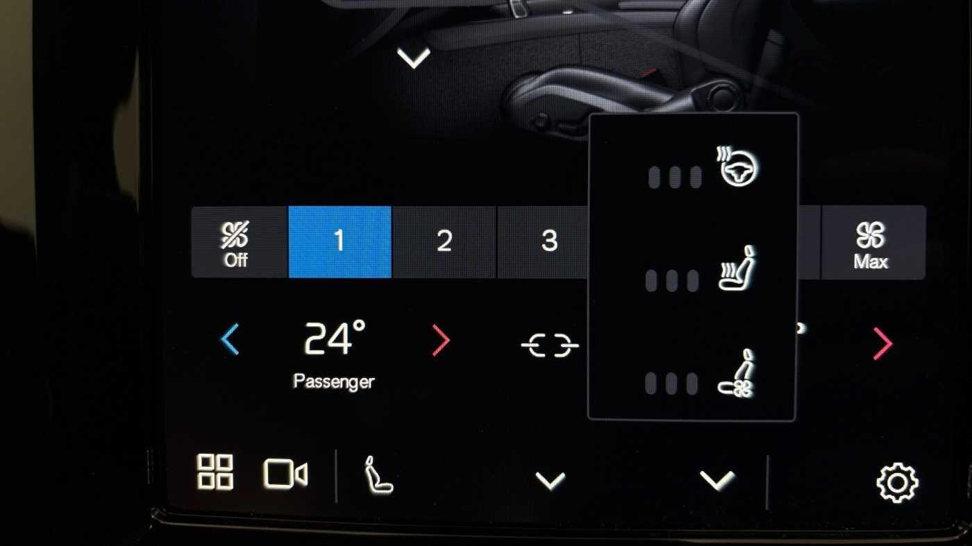 Used Volvo XC60 2025 for sale - 76584155: Photo 41