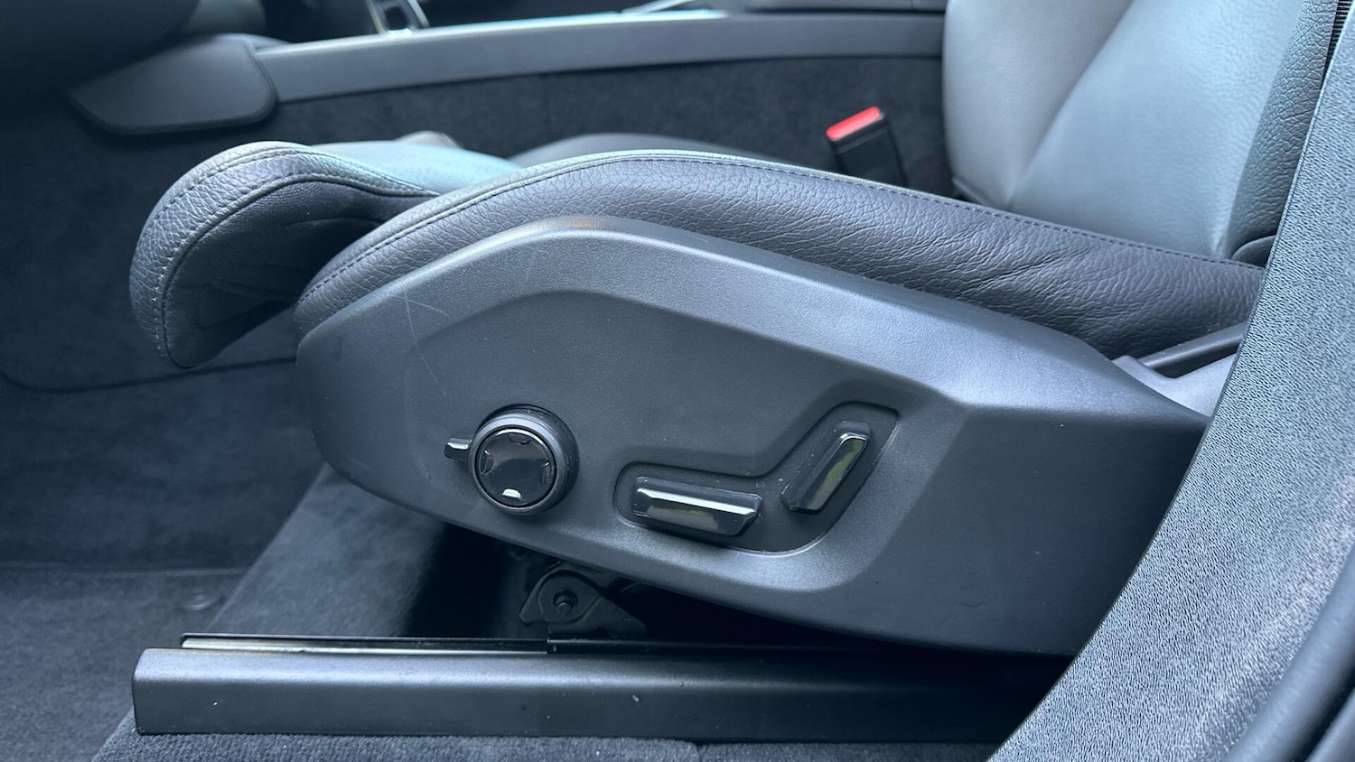 Used Volvo XC90 2023 for sale - 76584124: Photo 25