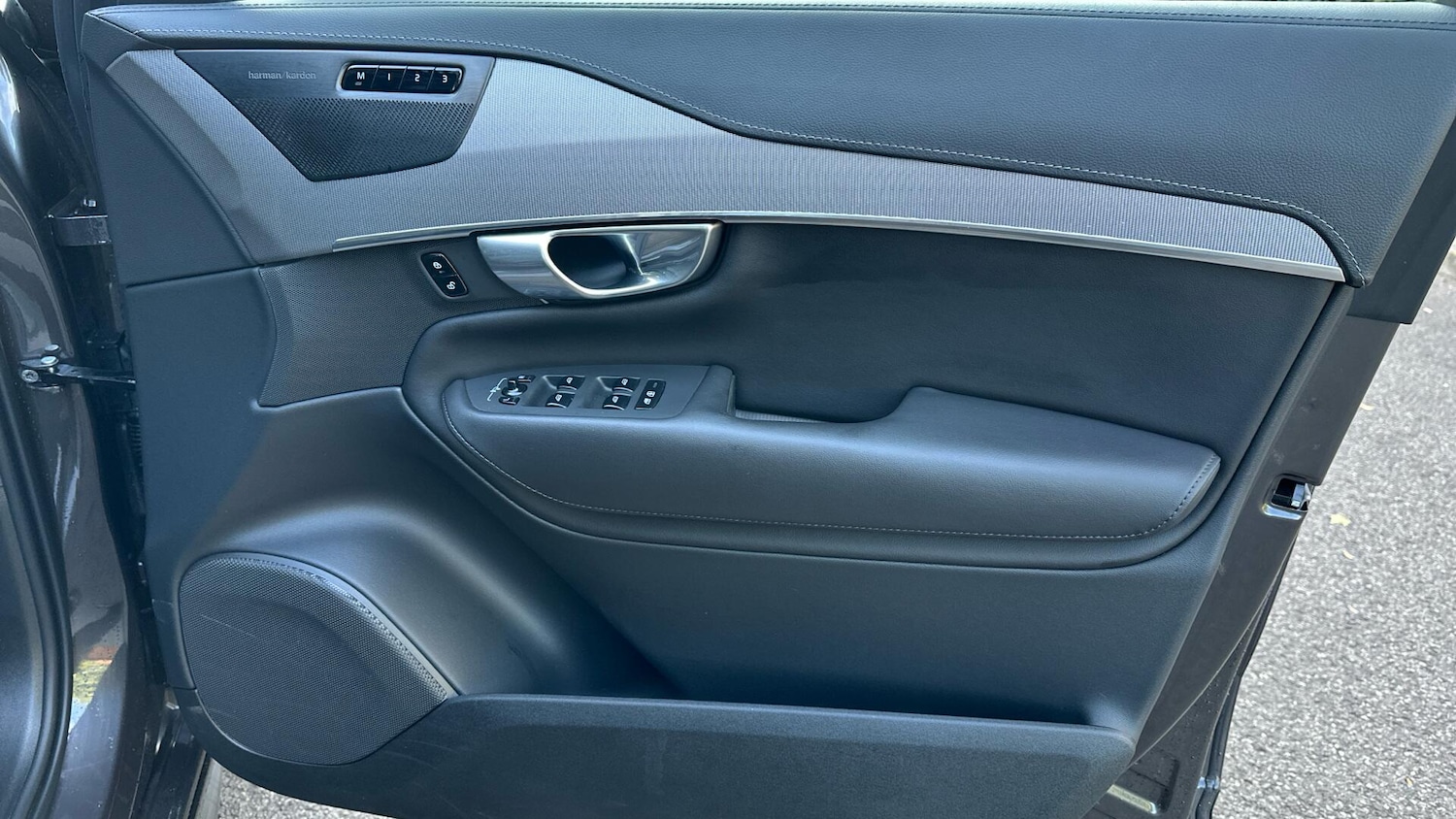 Used Volvo XC90 2023 for sale - 76584124: Photo 29