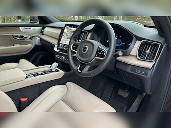 Used Volvo XC90 2025 for sale - 77144321: Photo