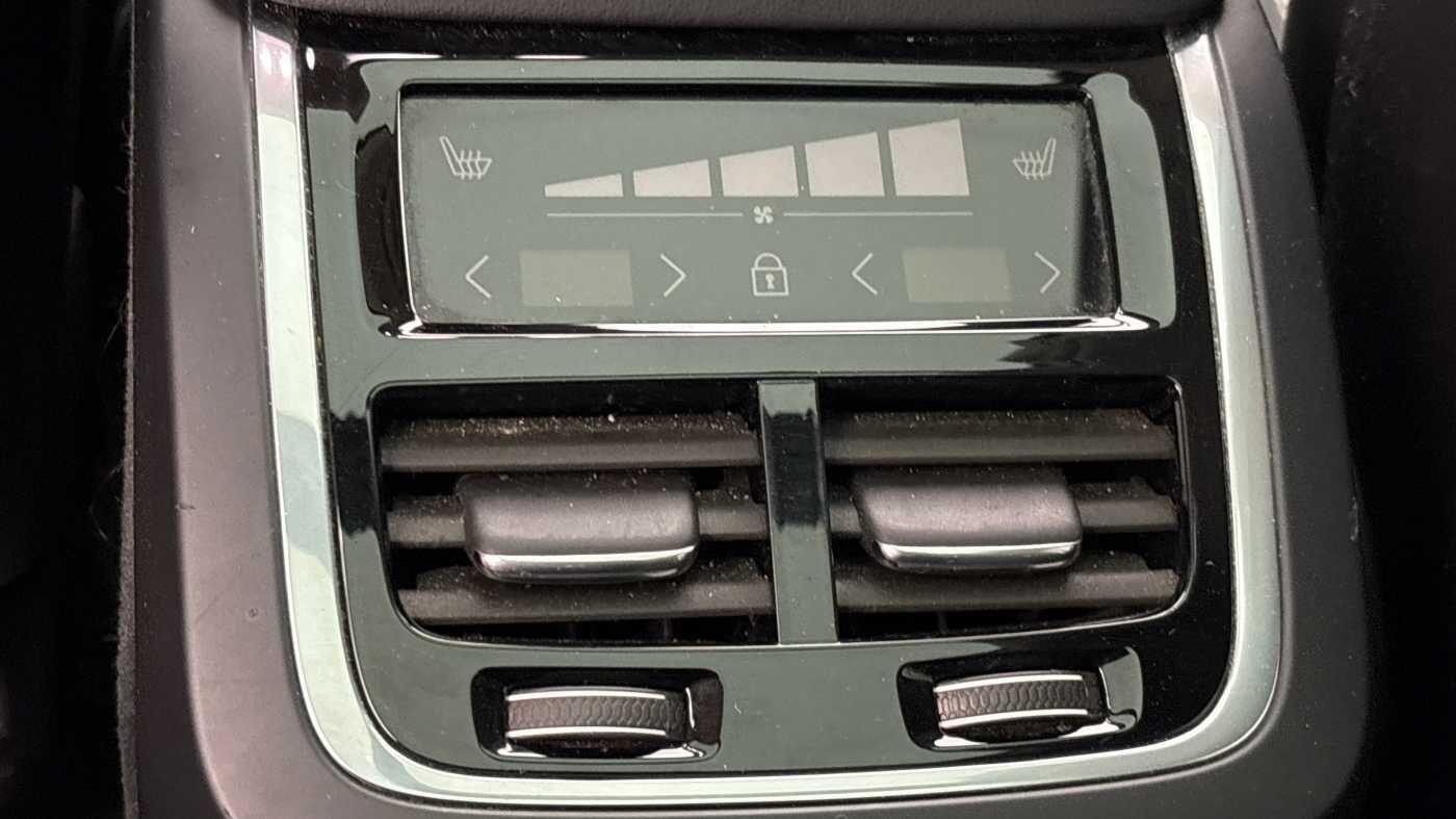 Used Volvo XC90 2023 for sale - 77970307: Photo 16