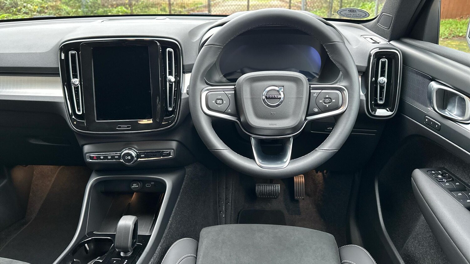 Used Volvo XC40 2025 for sale - 76425811: Photo 10