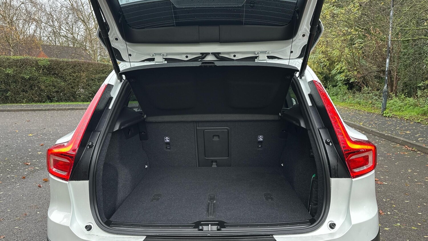 Used Volvo XC40 2025 for sale - 76425811: Photo 13