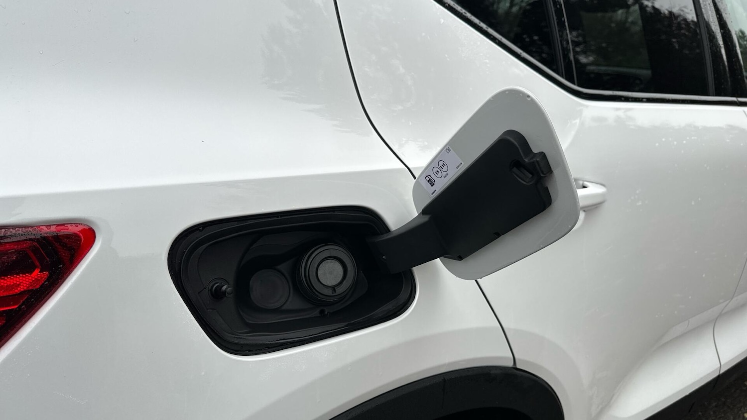 Used Volvo XC40 2025 for sale - 76425811: Photo 16