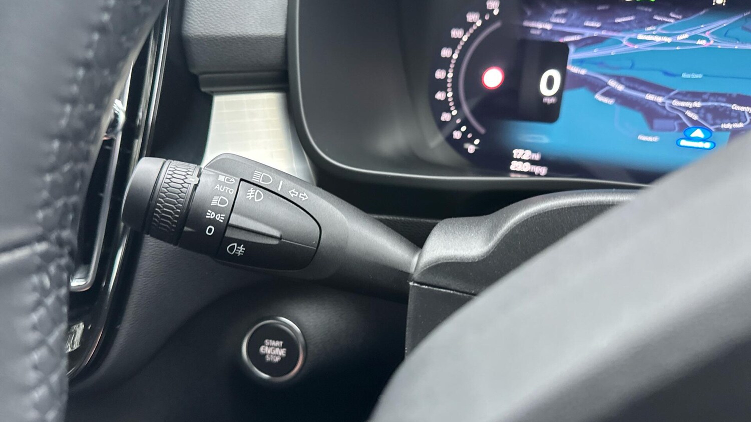 Used Volvo XC40 2025 for sale - 76425811: Photo 20