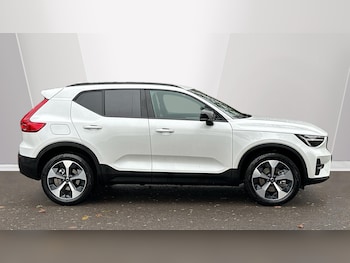 Used Volvo XC40 2025 for sale - 76425811: Photo