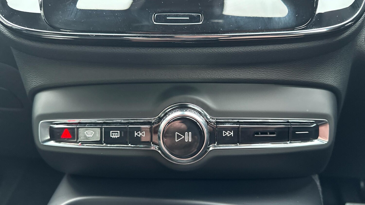 Used Volvo XC40 2025 for sale - 76425811: Photo 48