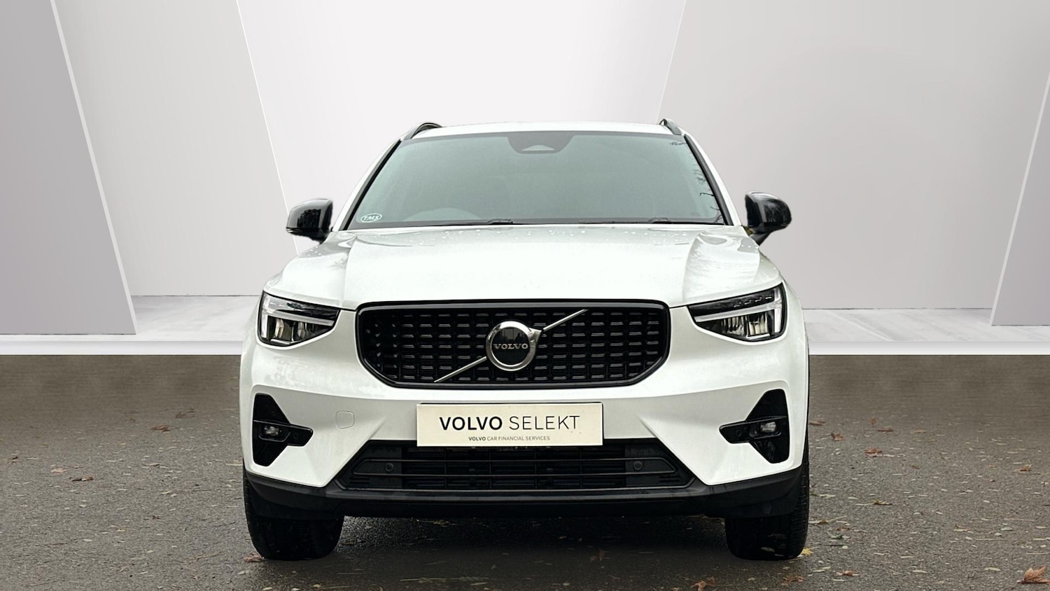 Used Volvo XC40 2025 for sale - 76425811: Photo 8