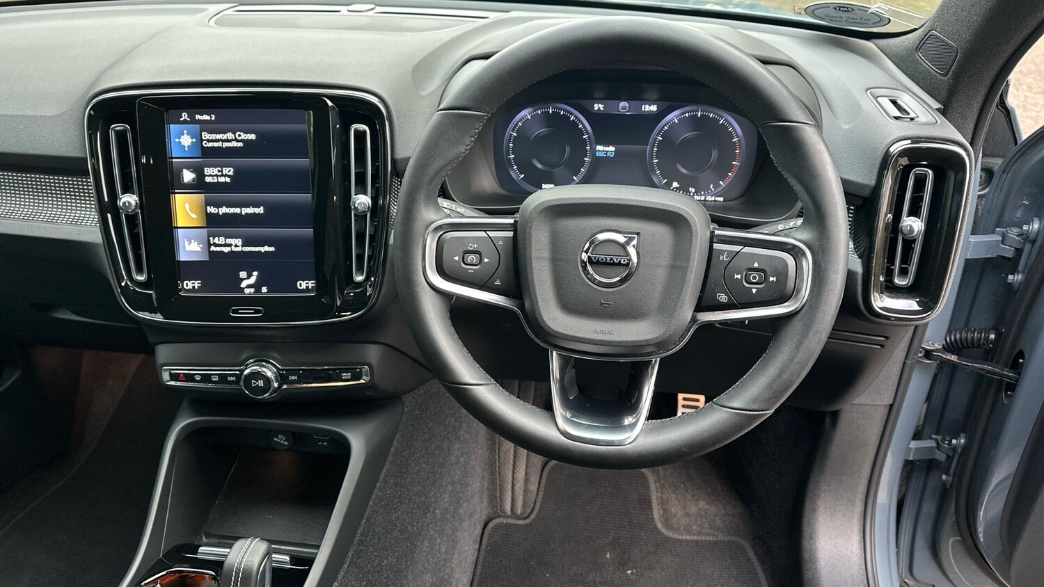 Used Volvo XC40 2021 for sale - 76824839: Photo 35