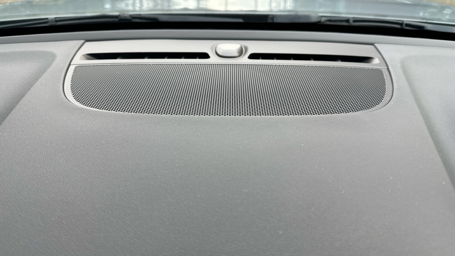 Used Volvo XC40 2021 for sale - 76824839: Photo 37