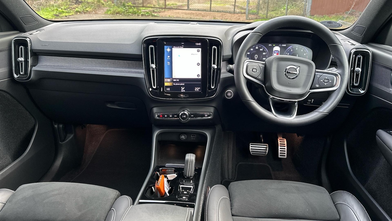 Used Volvo XC40 2021 for sale - 76824839: Photo 5