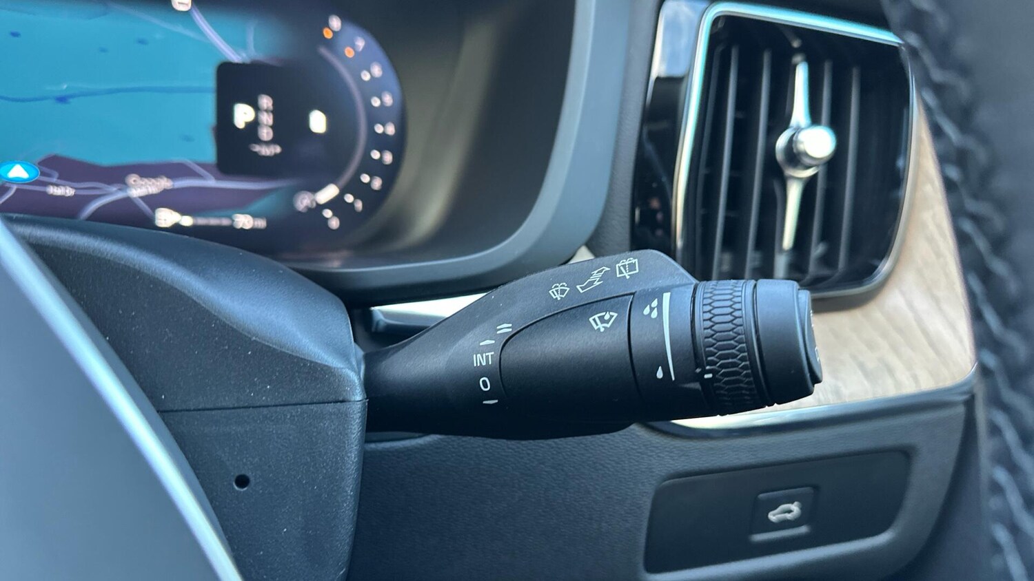 Used Volvo XC60 2025 for sale - 76584736: Photo 23