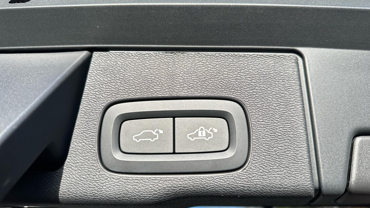 Used Volvo XC60 2025 for sale - 76584736: Photo 34