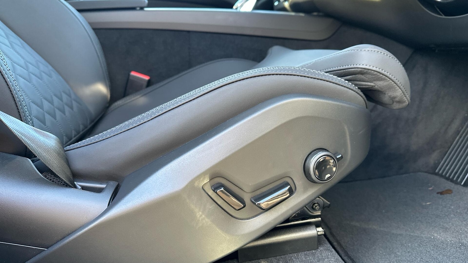 Used Volvo XC60 2025 for sale - 76584736: Photo 47