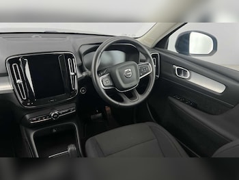 Used Volvo XC40 2021 for sale - 76619984: Photo