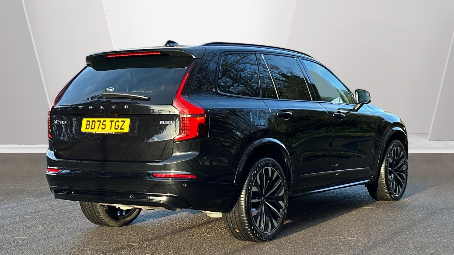 Used Volvo XC90 2025 for sale - 76512377: Photo 2