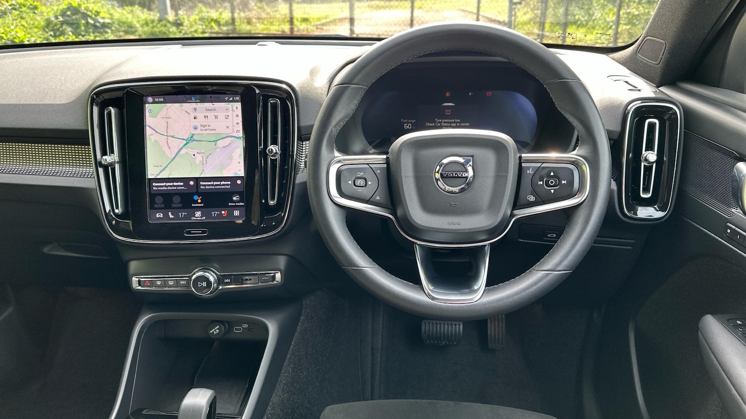 Used Volvo XC40 2025 for sale - 77672992: Photo 10