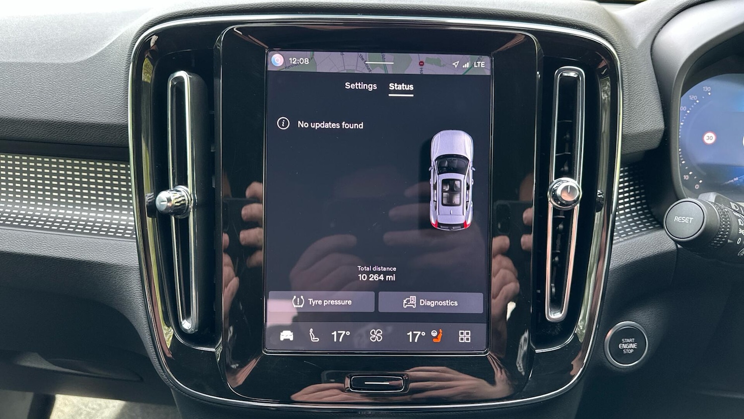 Used Volvo XC40 2025 for sale - 77672992: Photo 15