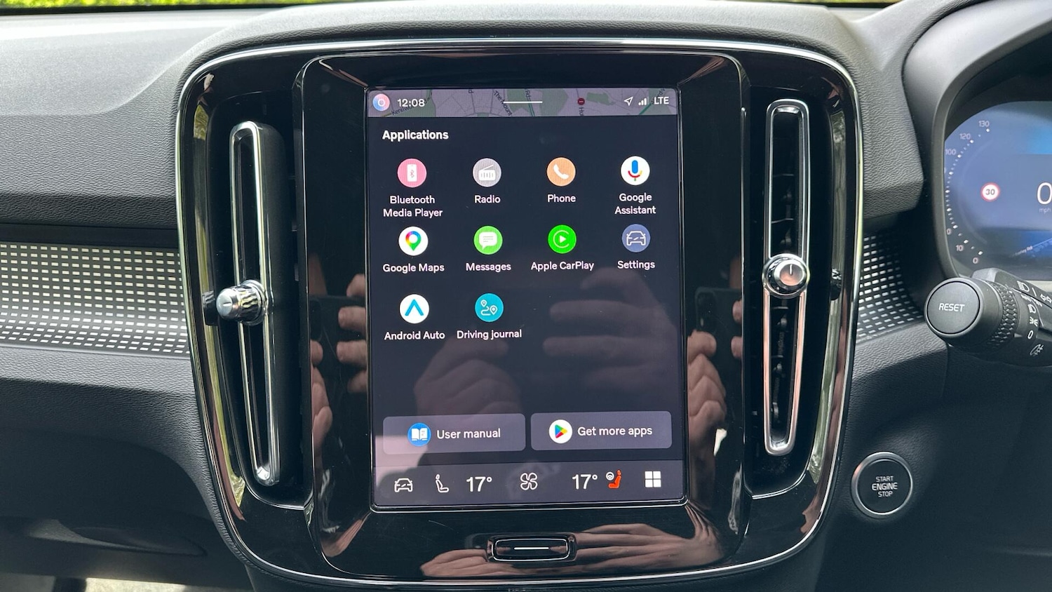 Used Volvo XC40 2025 for sale - 77672992: Photo 16