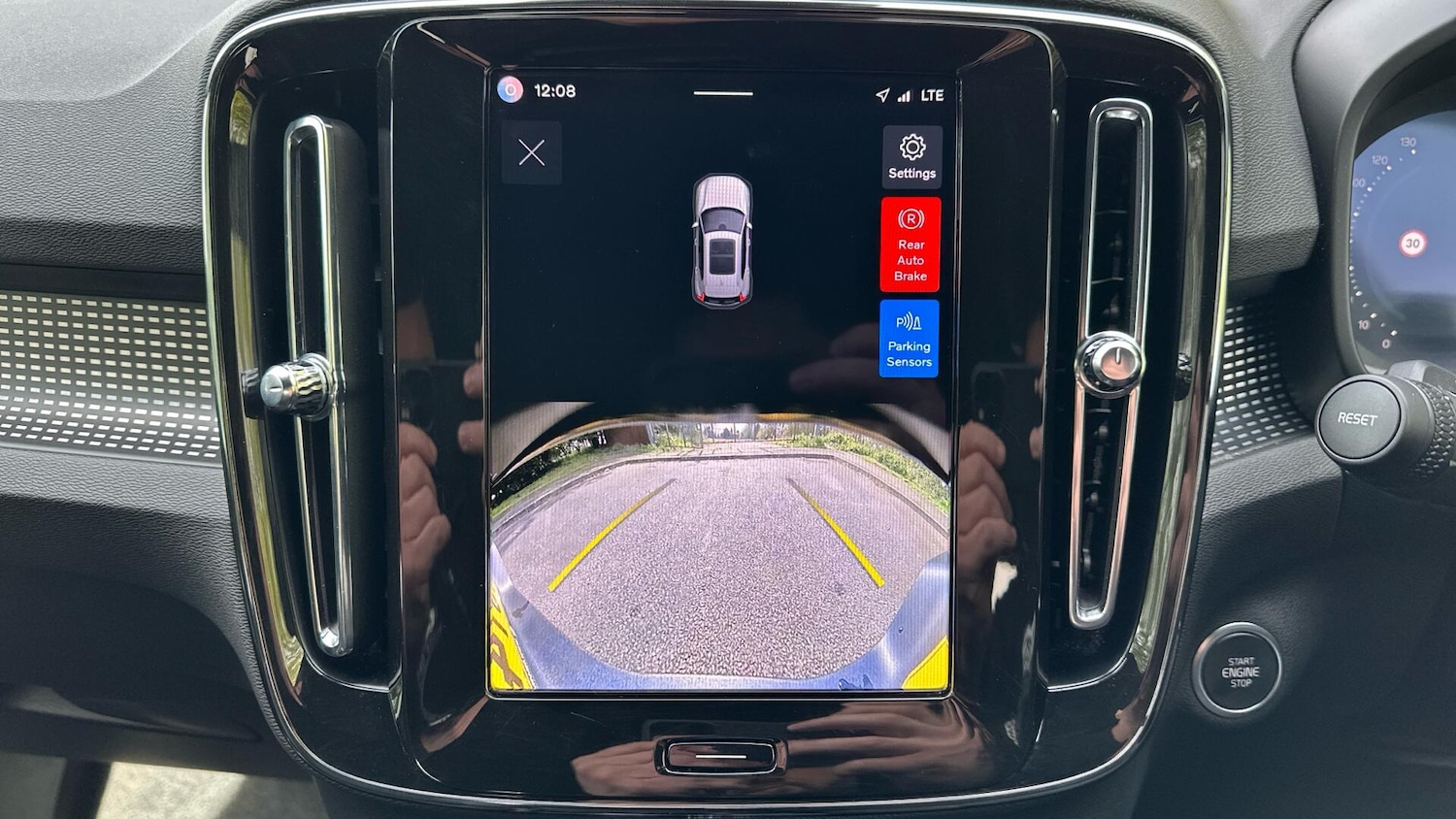 Used Volvo XC40 2025 for sale - 77672992: Photo 18