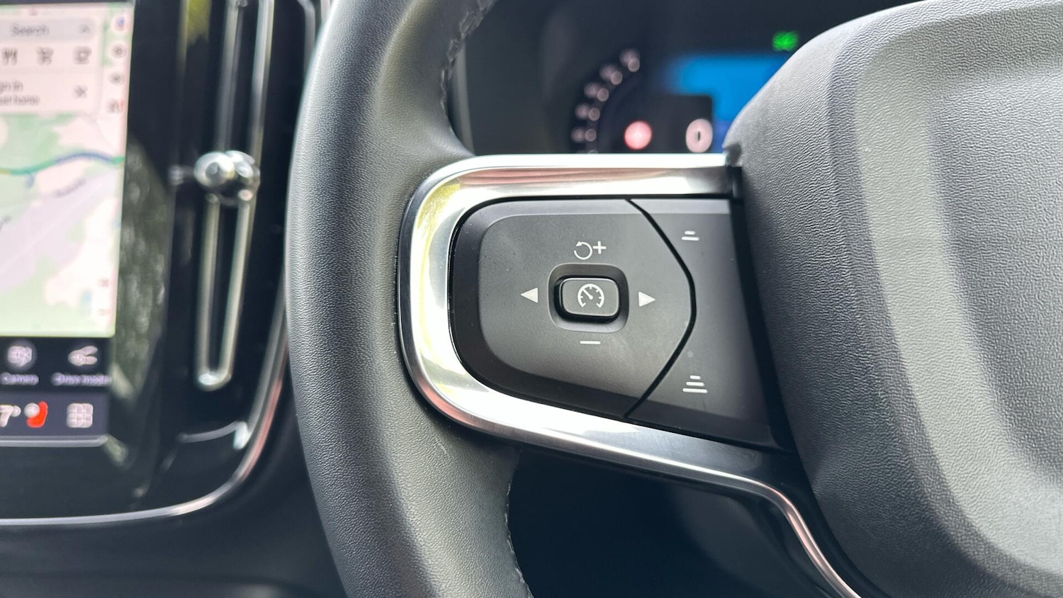 Used Volvo XC40 2025 for sale - 77672992: Photo 20