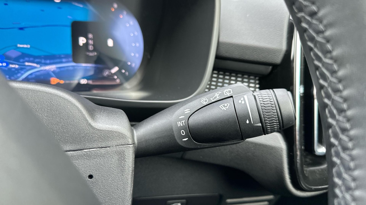 Used Volvo XC40 2025 for sale - 77672992: Photo 22