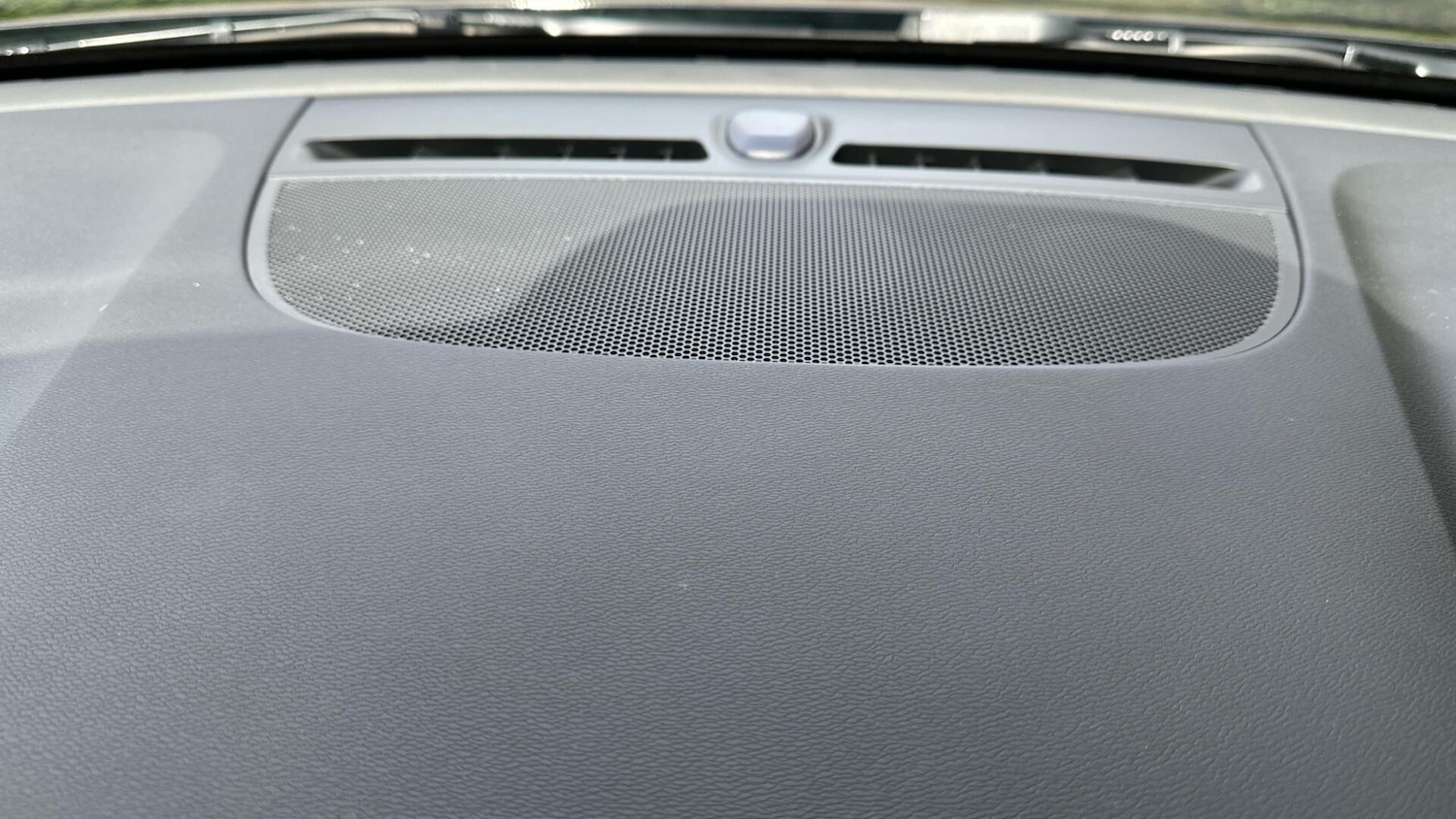 Used Volvo XC40 2025 for sale - 77672992: Photo 24