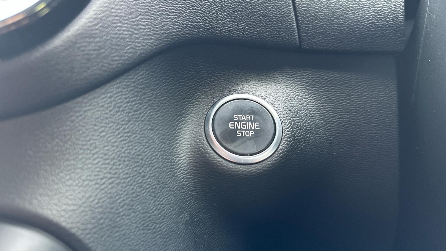 Used Volvo XC40 2025 for sale - 77672992: Photo 26