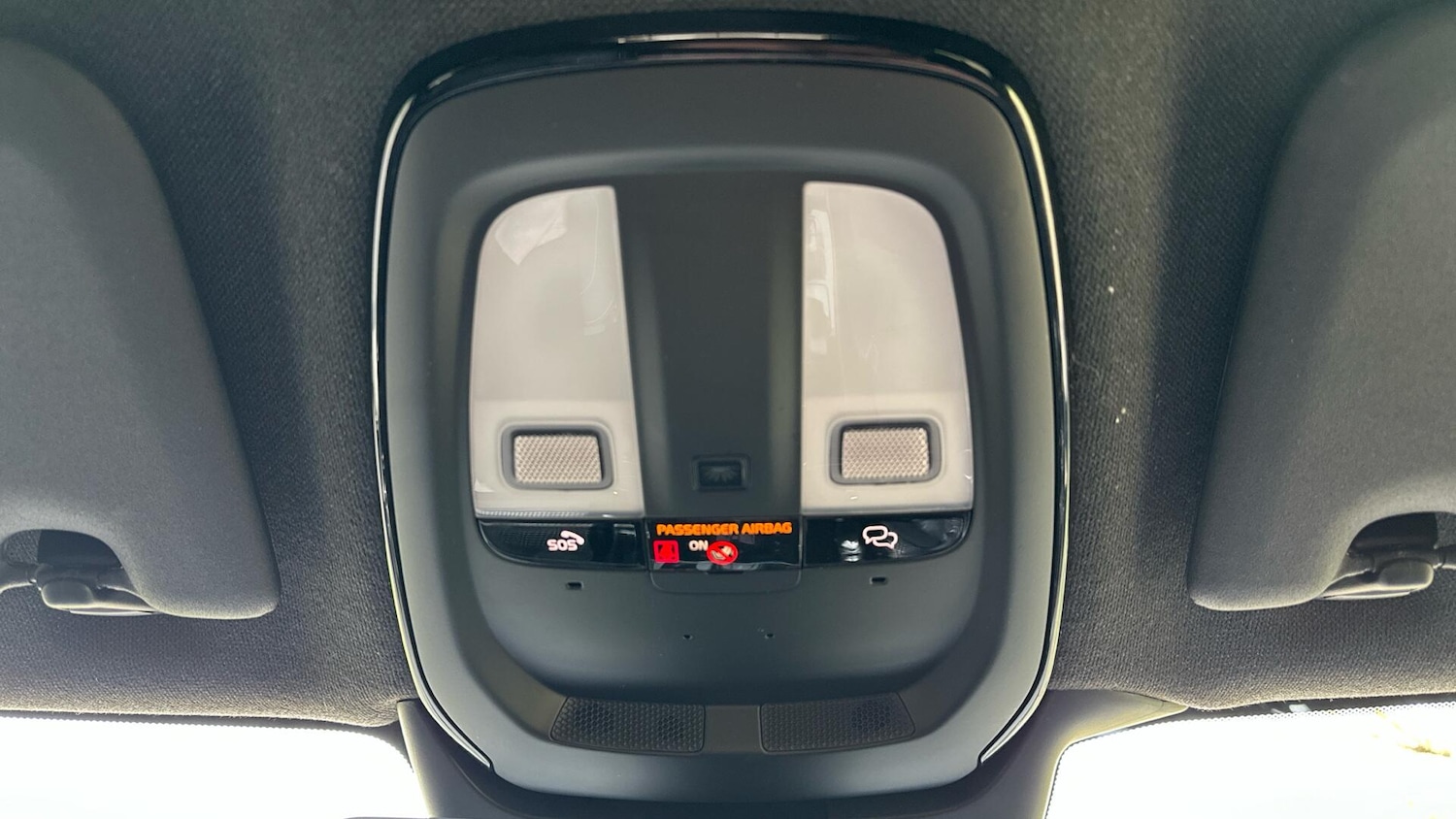 Used Volvo XC40 2025 for sale - 77672992: Photo 27