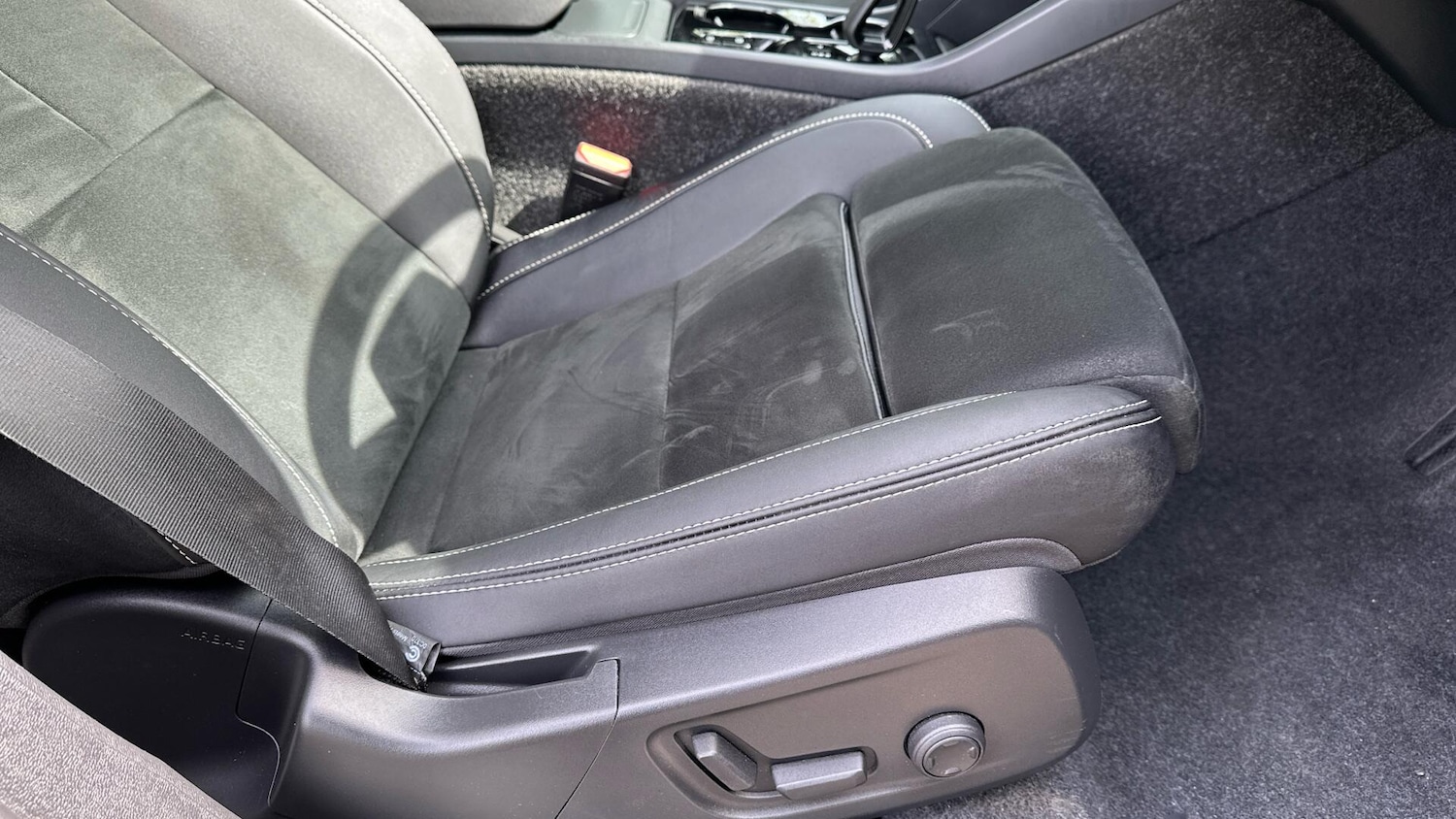 Used Volvo XC40 2025 for sale - 77672992: Photo 29