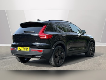 Used Volvo XC40 2025 for sale - 77672992: Photo