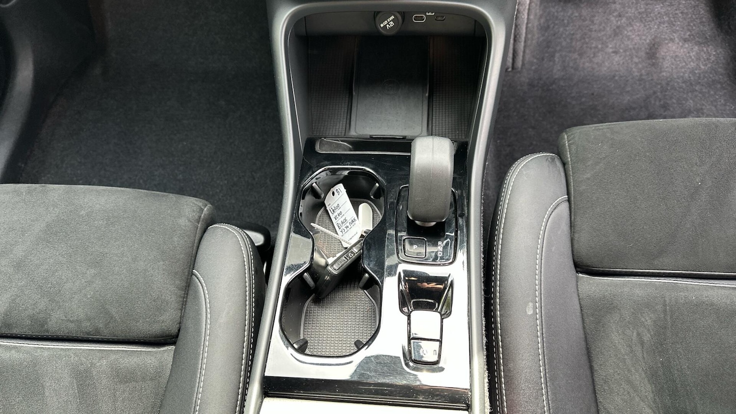 Used Volvo XC40 2025 for sale - 77672992: Photo 42