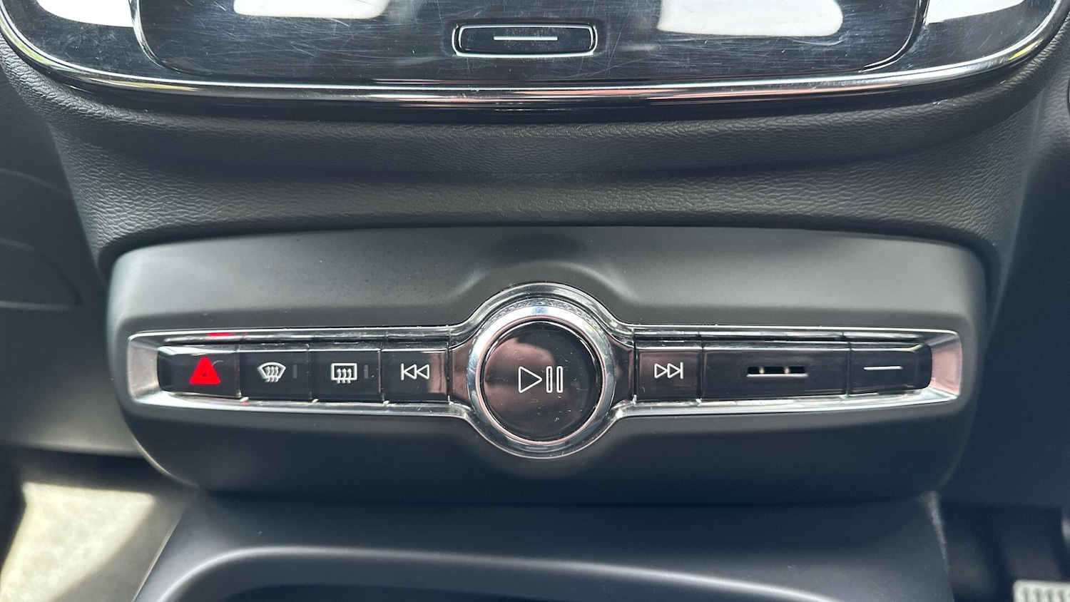 Used Volvo XC40 2025 for sale - 77672992: Photo 47