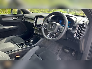 Used Volvo XC40 2025 for sale - 77672992: Photo