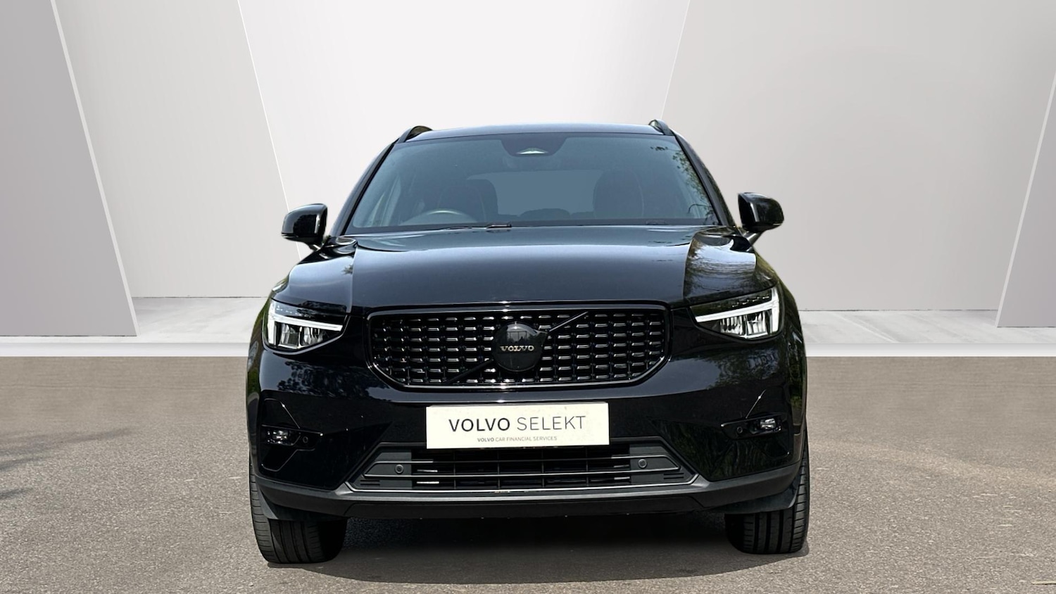 Used Volvo XC40 2025 for sale - 77672992: Photo 8