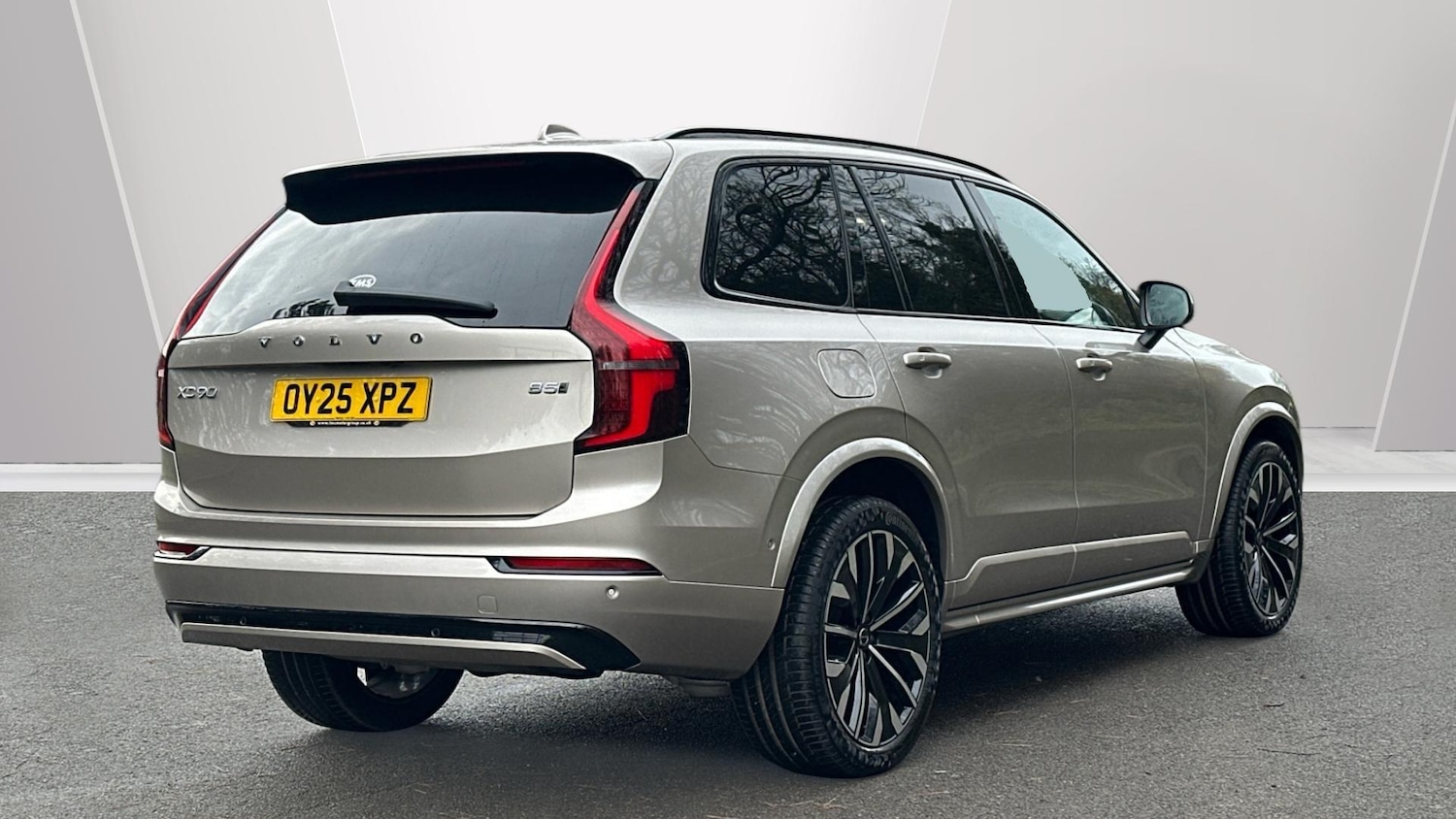 Used Volvo XC90 2025 for sale - 76499757: Photo 2