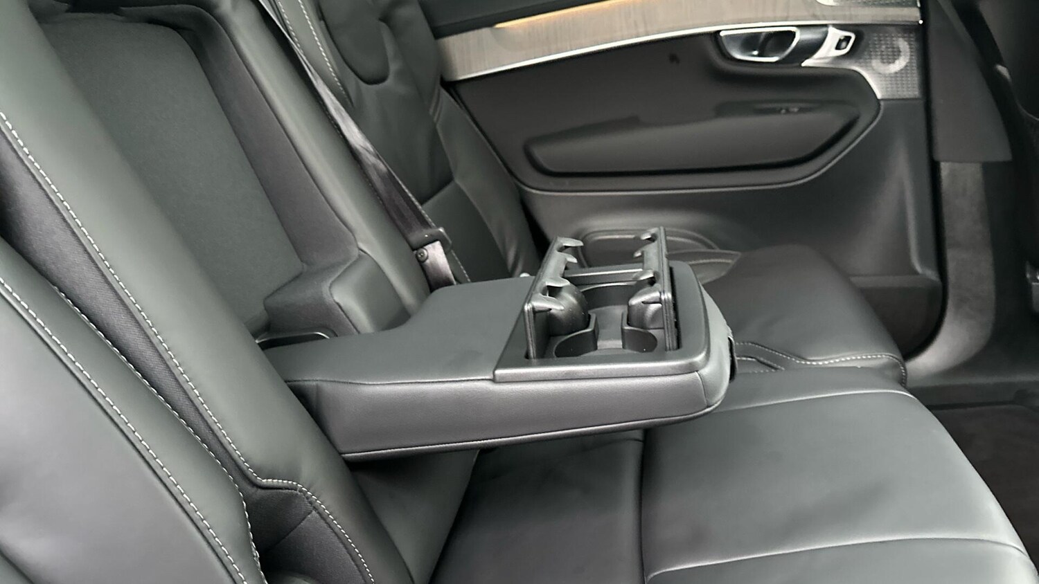 Used Volvo XC90 2025 for sale - 76499757: Photo 34