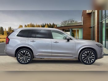 Used Volvo XC90 2025 for sale - 76585000: Photo