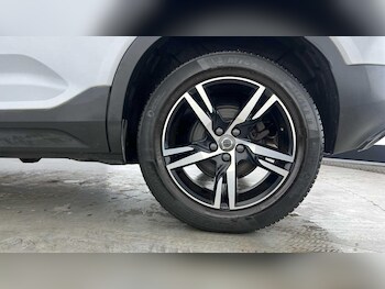 Used Volvo XC40 2021 for sale - 77510382: Photo