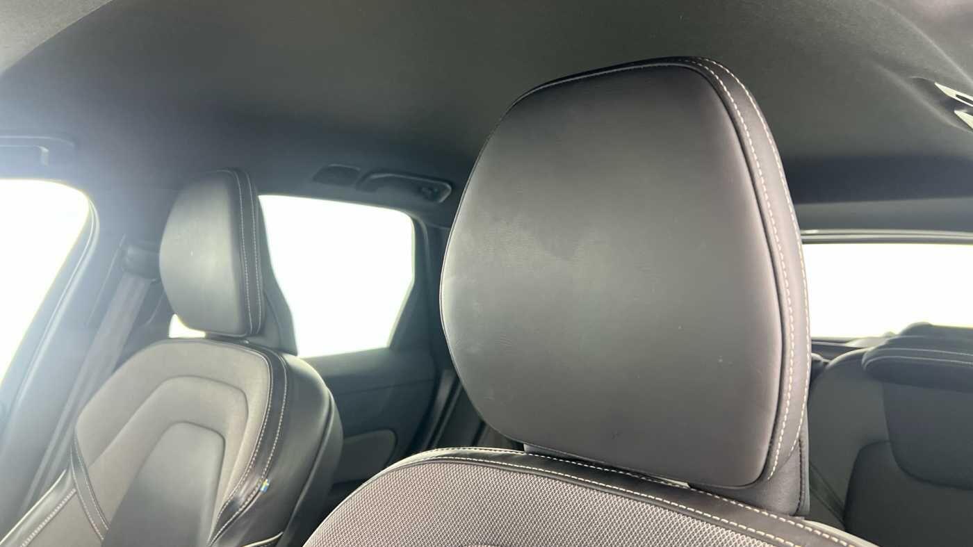 Used Volvo XC60 2021 for sale - 76433019: Photo 11