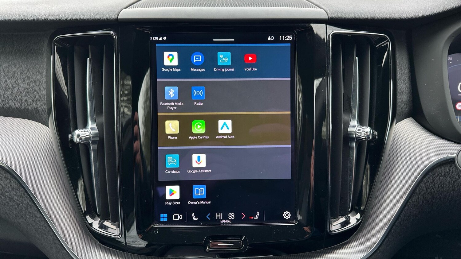 Used Volvo XC60 2021 for sale - 76433019: Photo 17