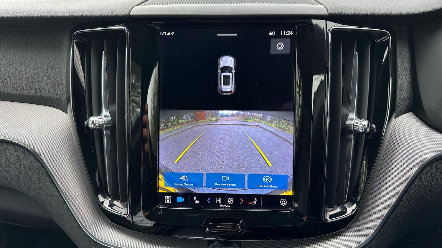 Used Volvo XC60 2021 for sale - 76433019: Photo 19