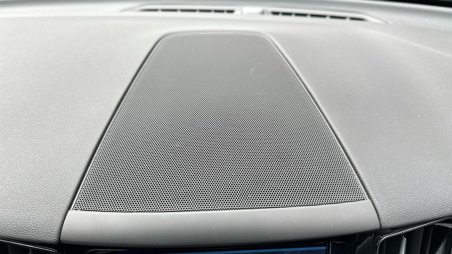 Used Volvo XC60 2021 for sale - 76433019: Photo 25