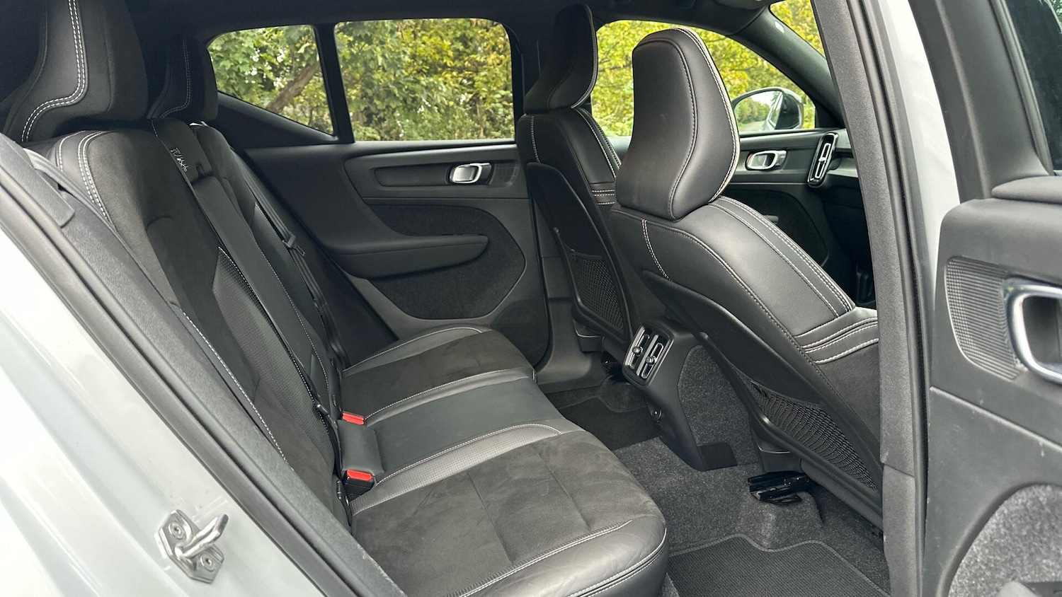 Used Volvo XC40 2021 for sale - 76336254: Photo 6